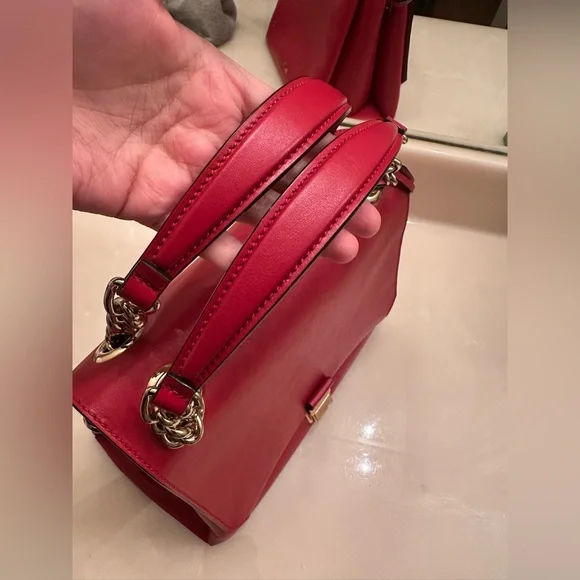 Very rare Miu Miu $2500 Authentic Red Leather Chain Handle Shoulder Bag. - Picture 10 of 17